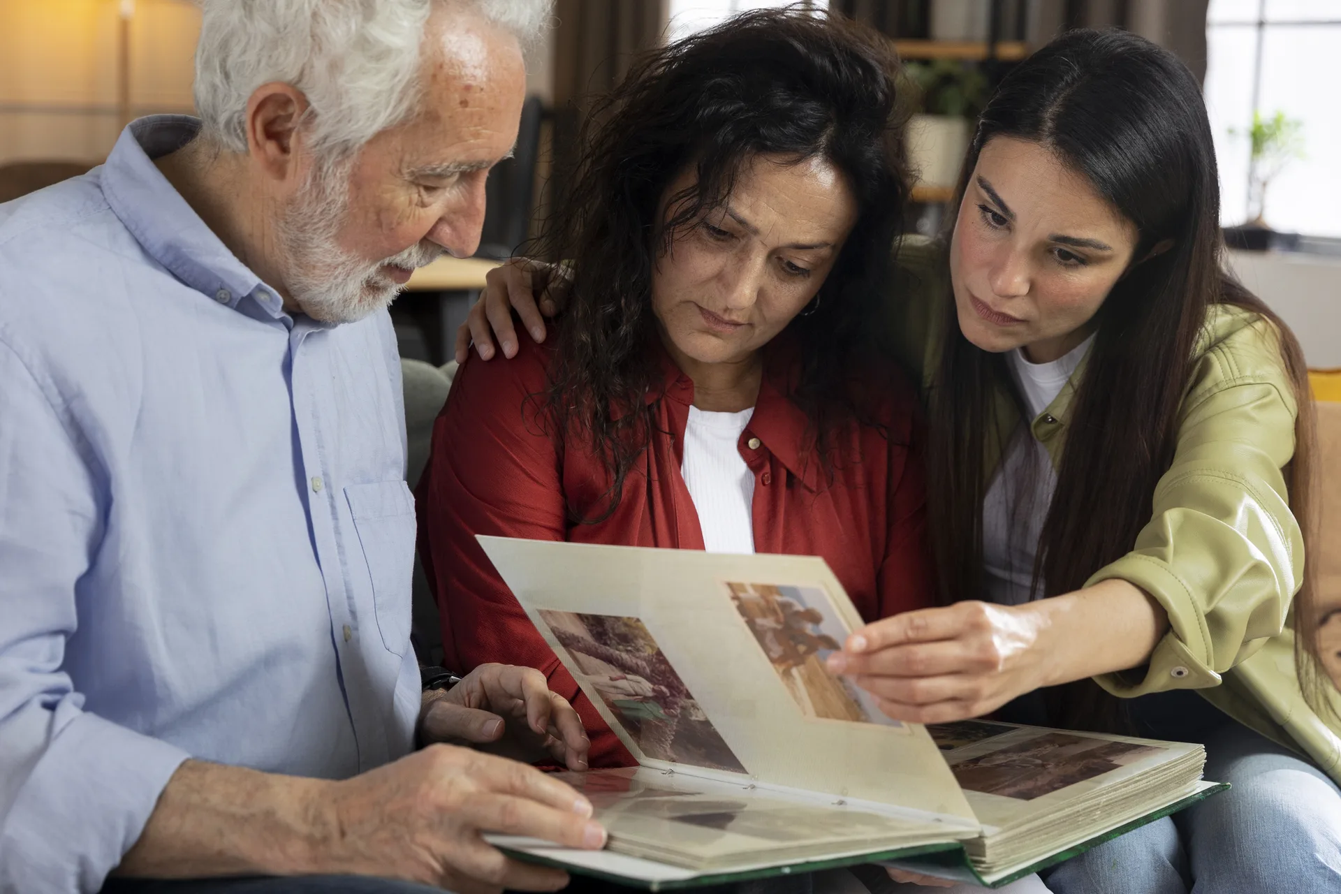 Assigning heirloom to heir with story attached